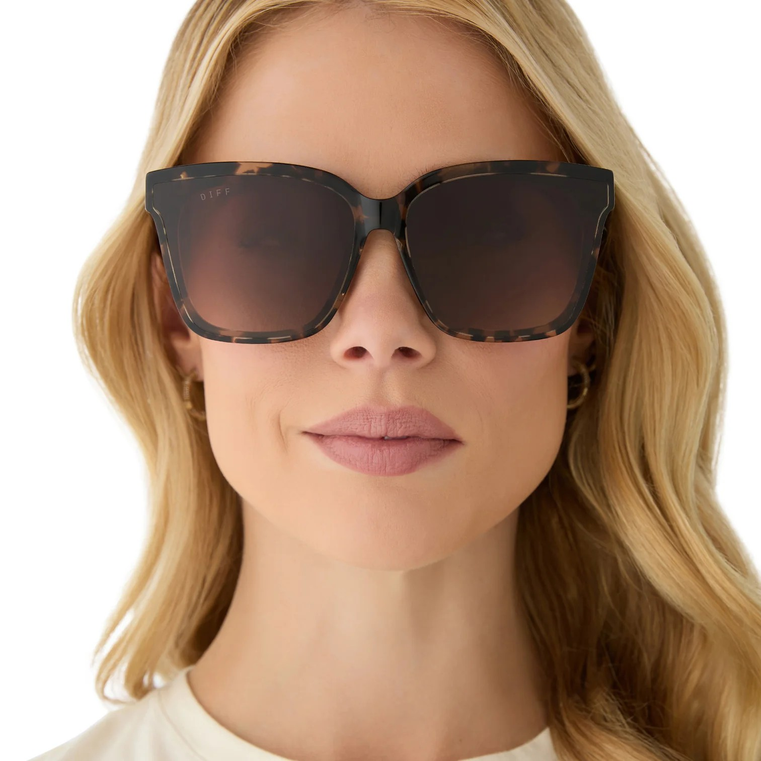 meredith ii in espresso tortoise + brown gradient