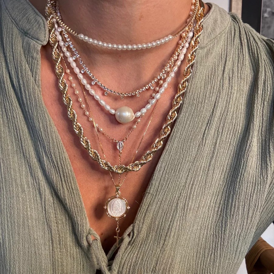 empress guadalupe necklace in gold