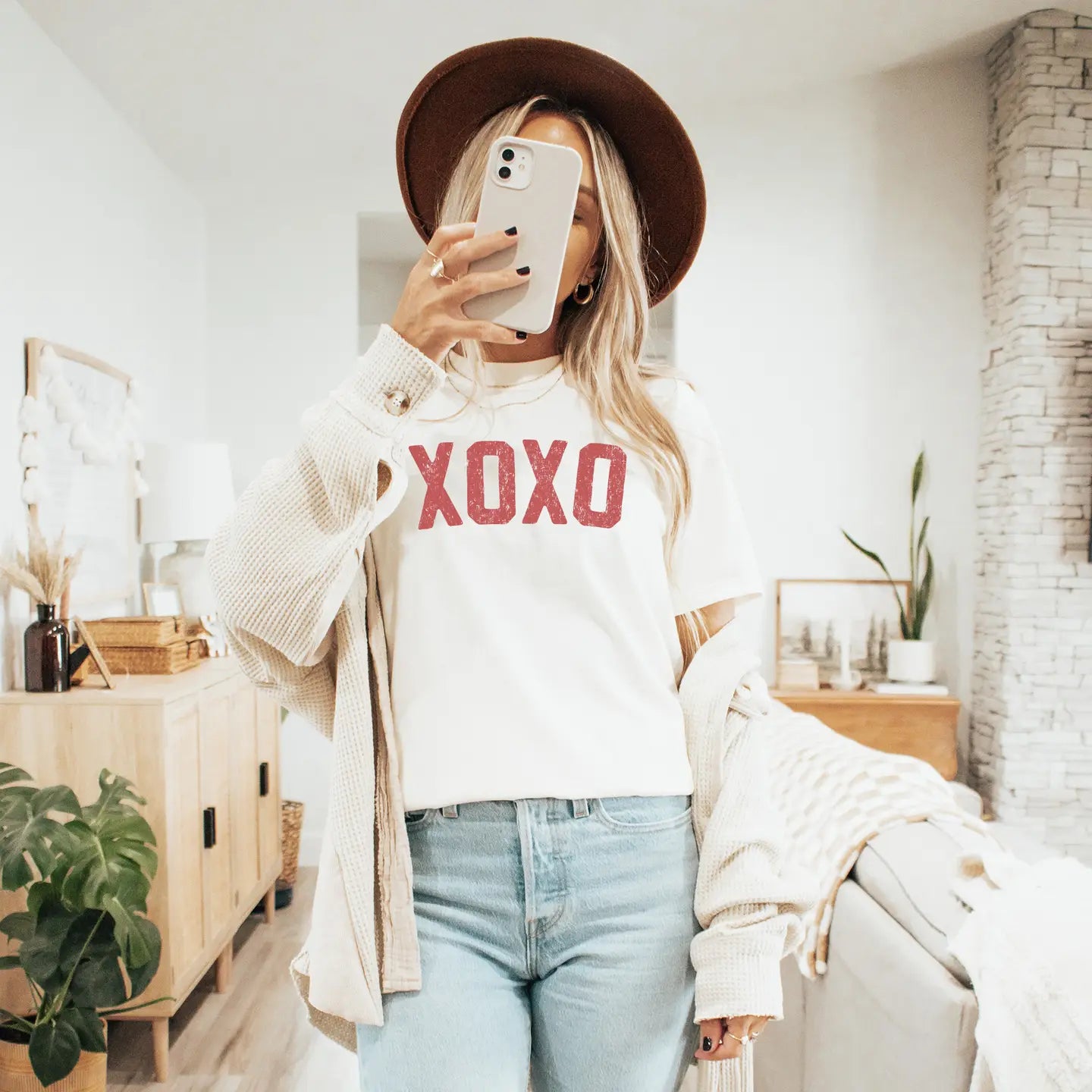 xoxo tee in ivory