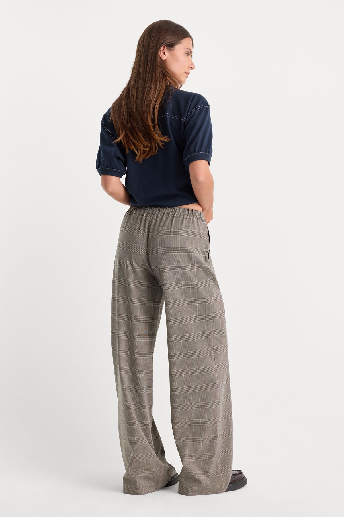 the pull on trouser in mini plaid