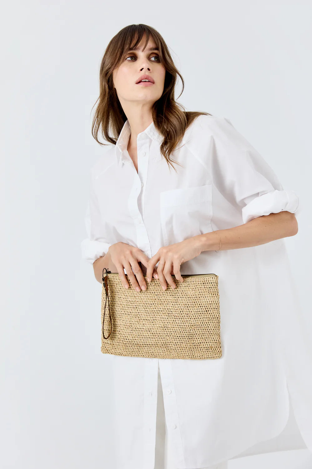 ampy clutch in tea