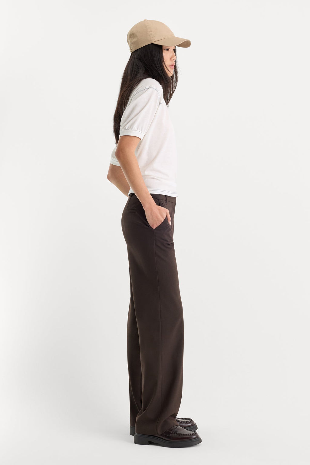 low rise straight leg trouser in espresso