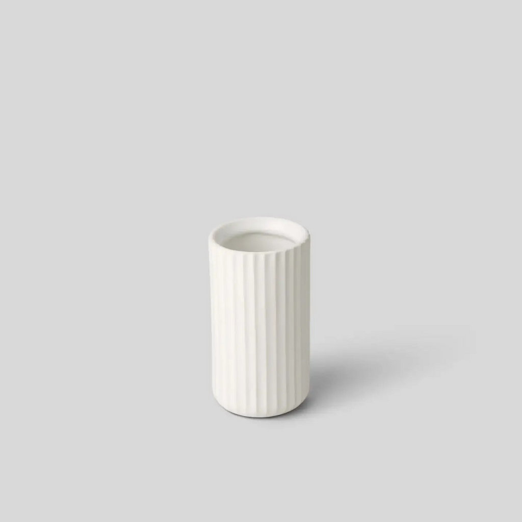 short bud vase - cloud white