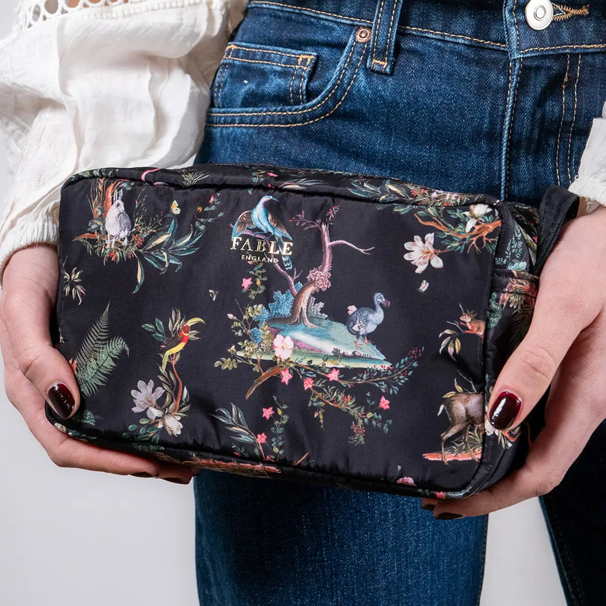 wonderland black travel pouch