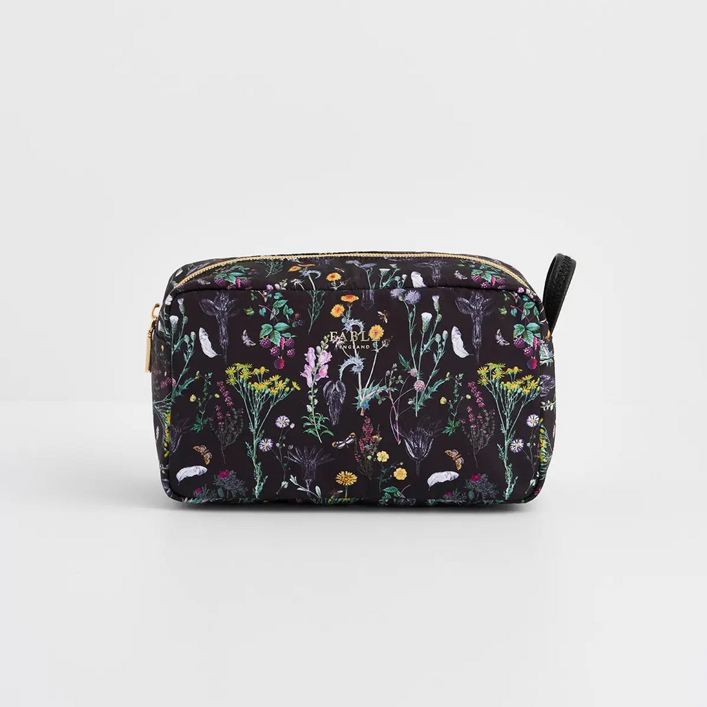 wilderness black cosmetic pouch