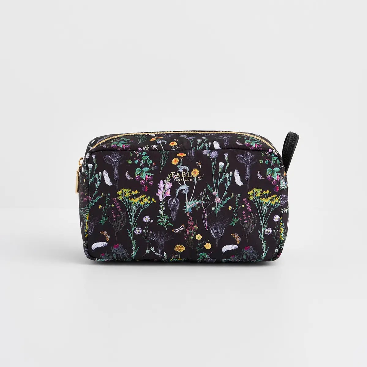 wilderness black cosmetic pouch