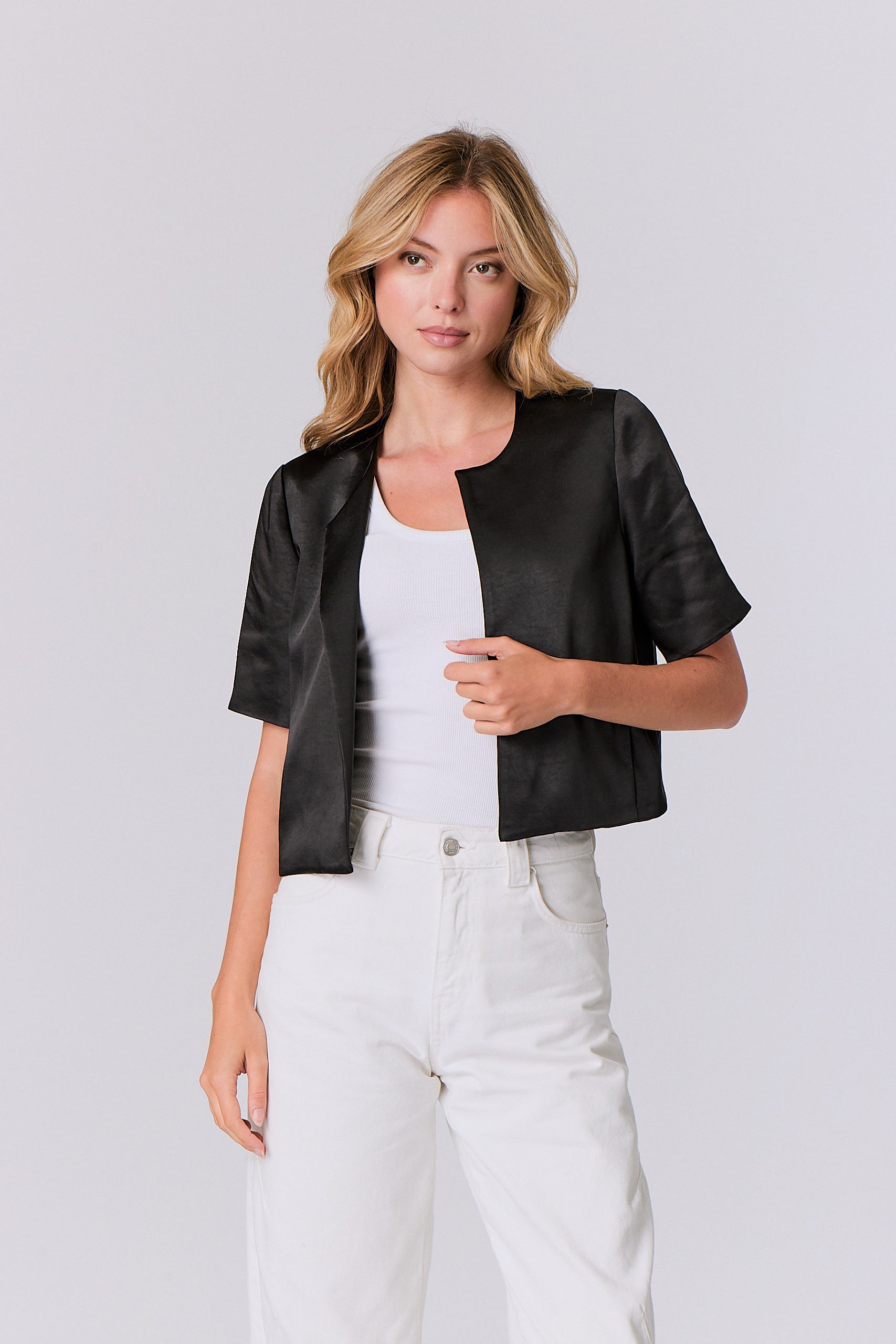 short sleeve open cardi in black