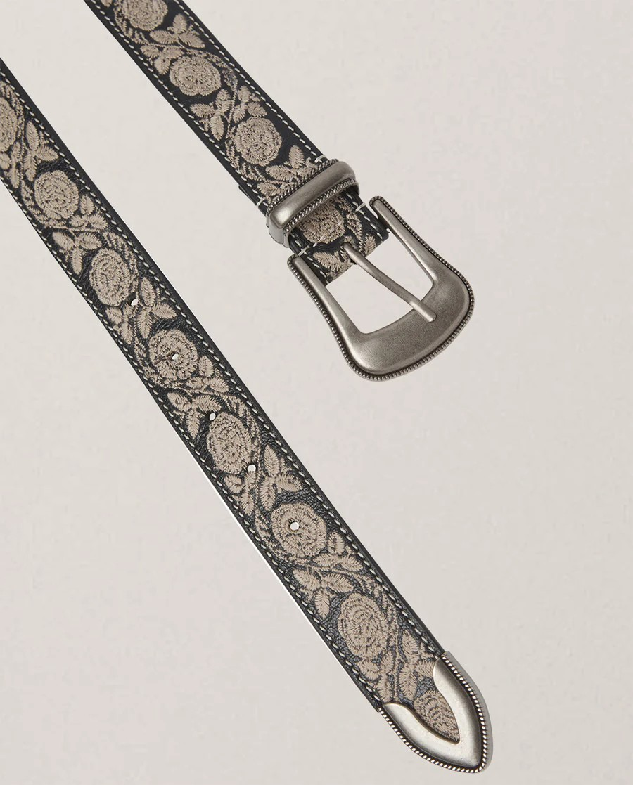 guadalupe belt in mariachi onix