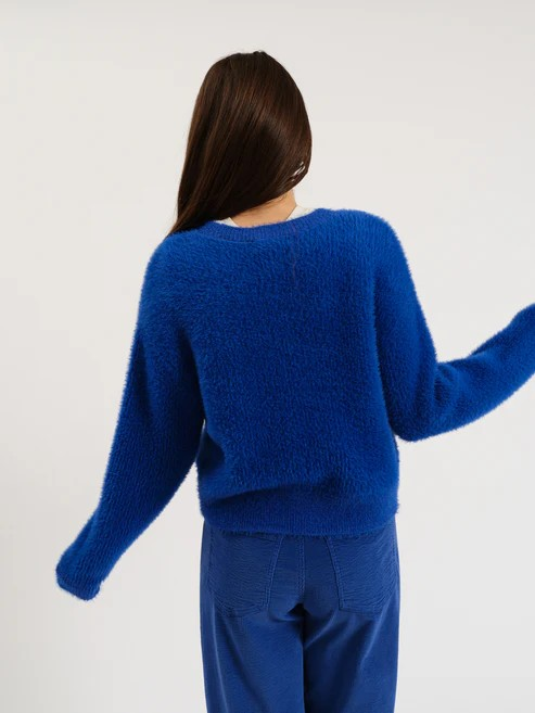 fuzz crewneck eyelash sweater in cobalt