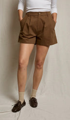 mei twill shorts in mocha