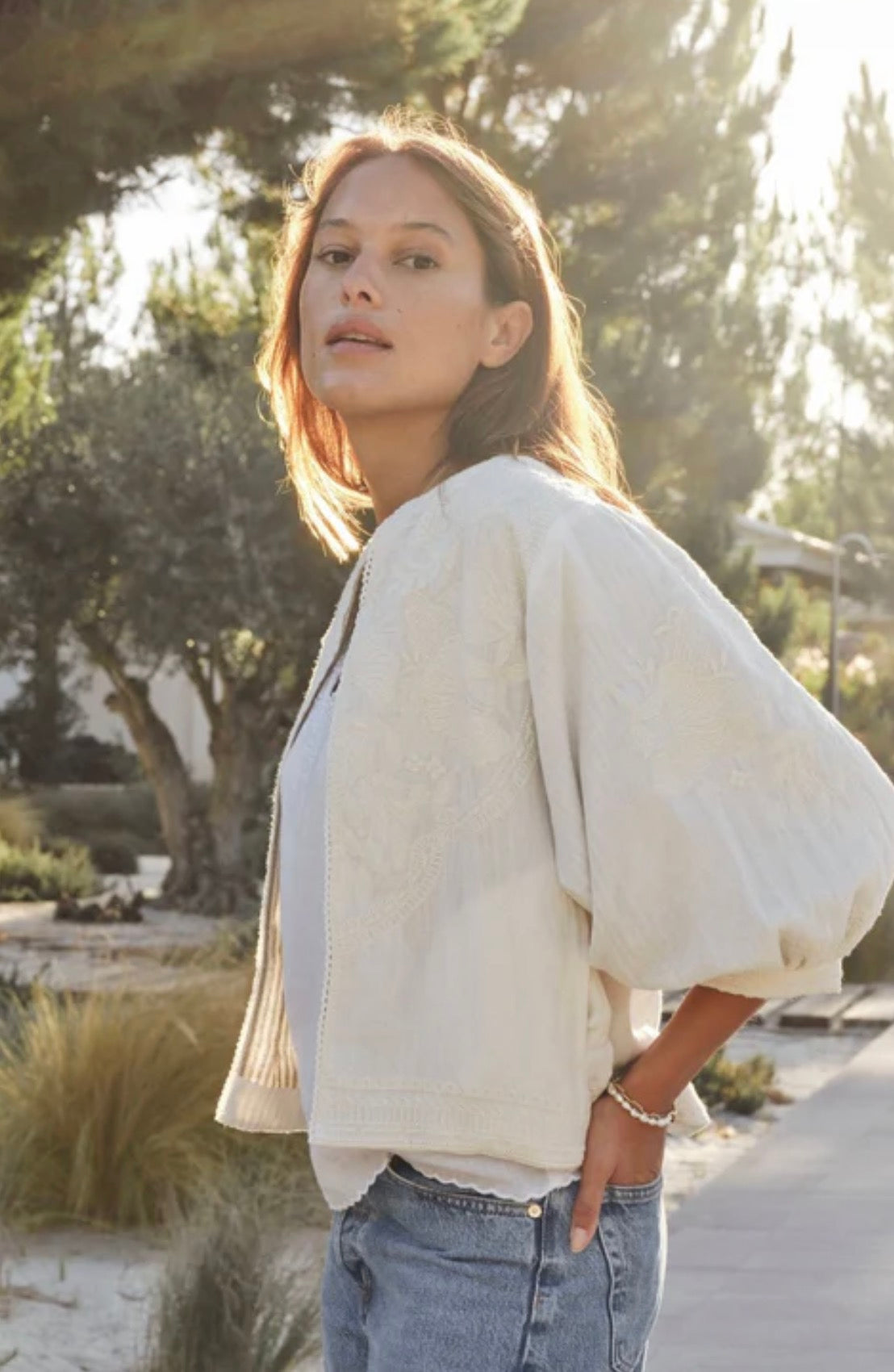 averi embroidered jacket in ivory