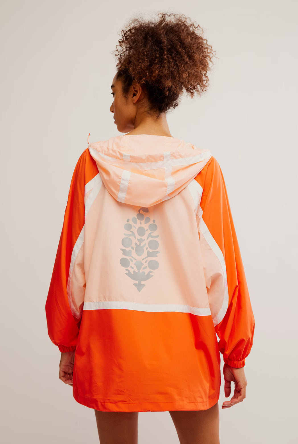 like the wind colorblock jacket in peach combo