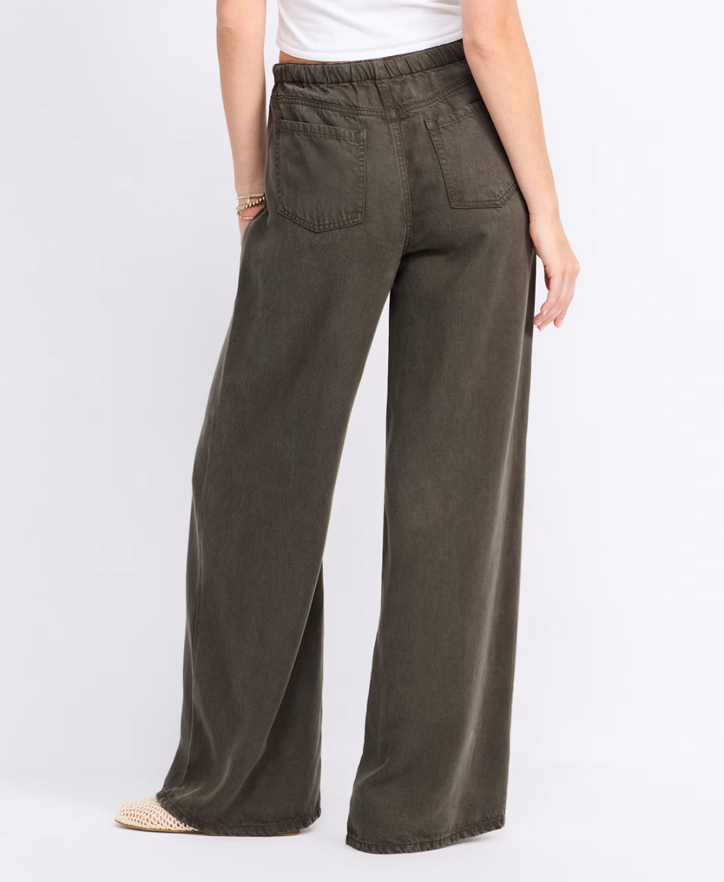 lounge denim pant in chocolate