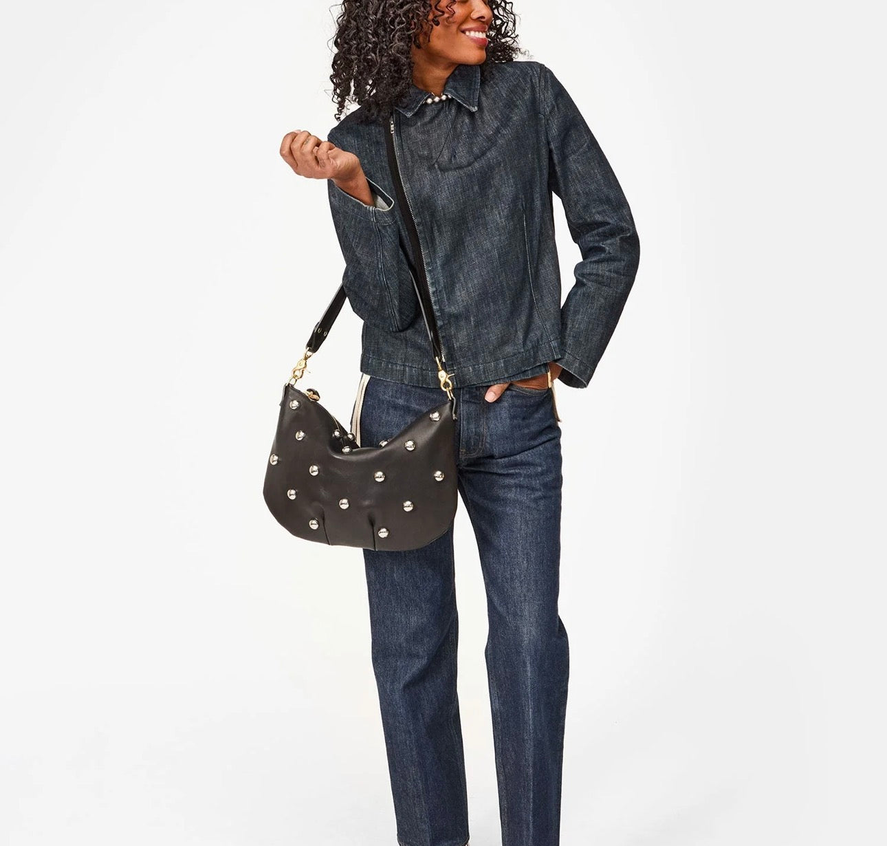 moyen messenger - black studded