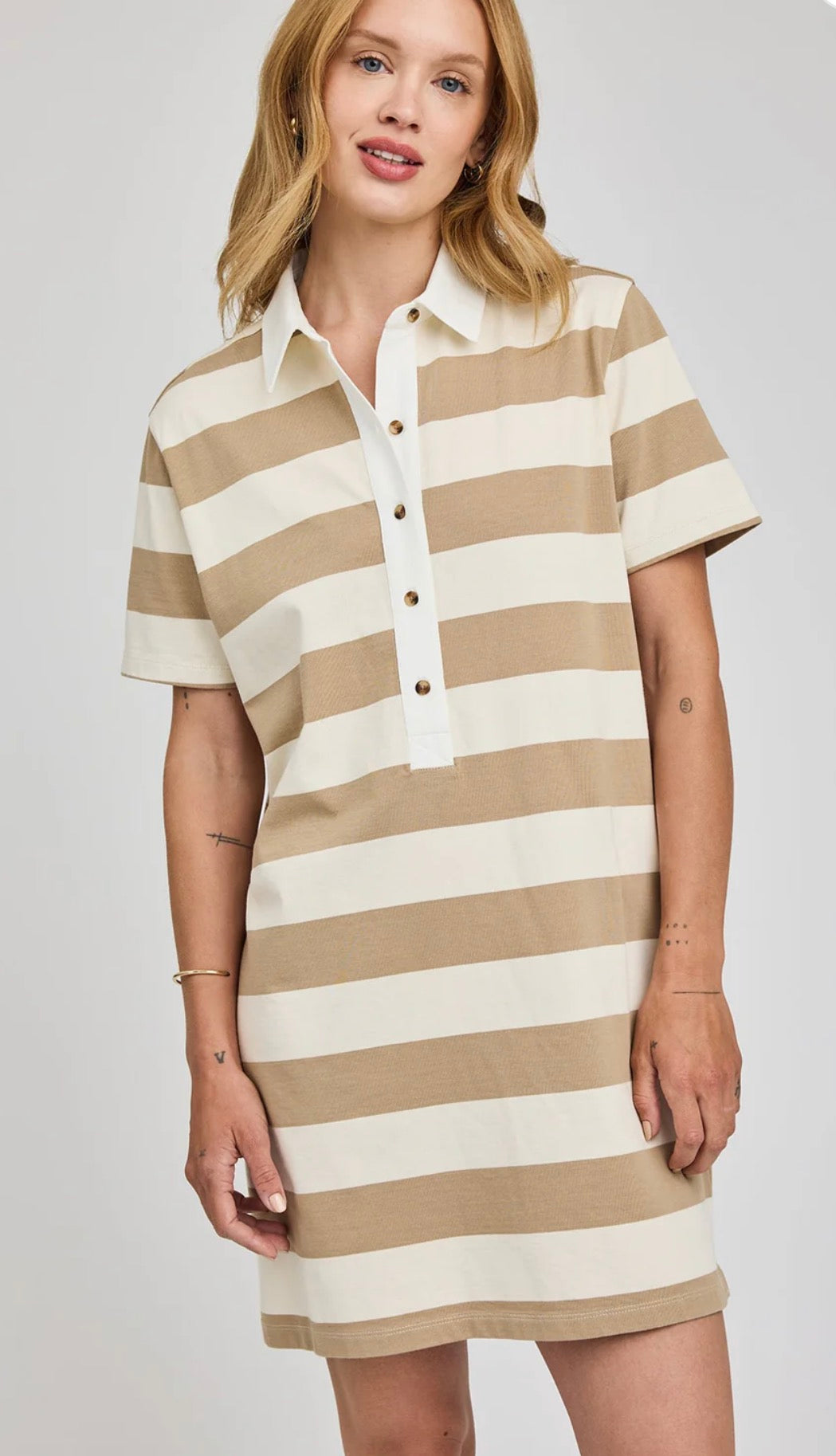 colbie dress in khaki