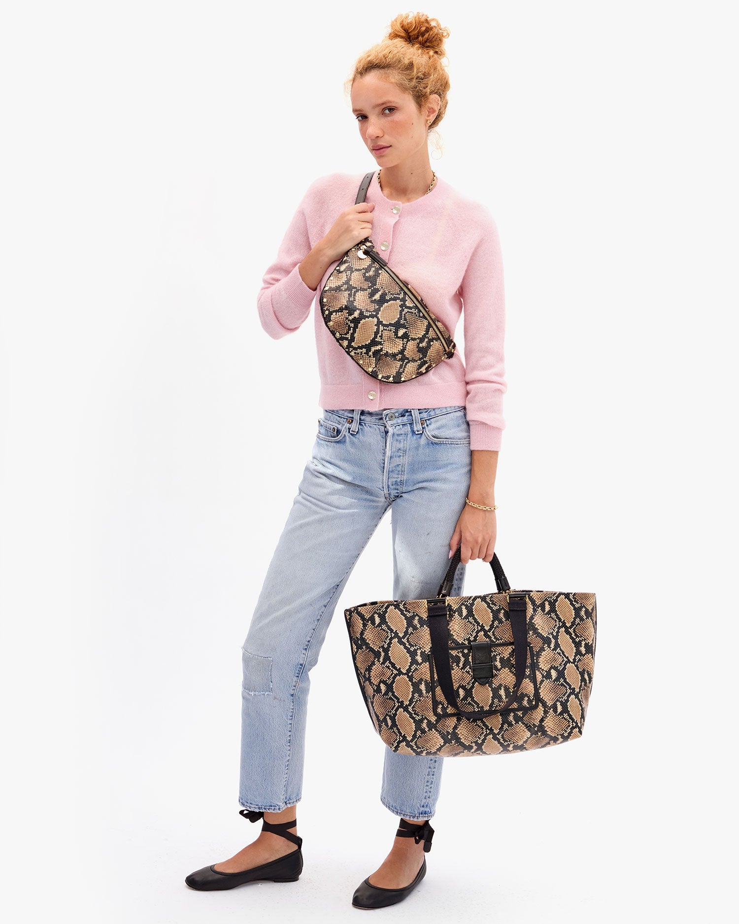grande bateau tote in desert snake