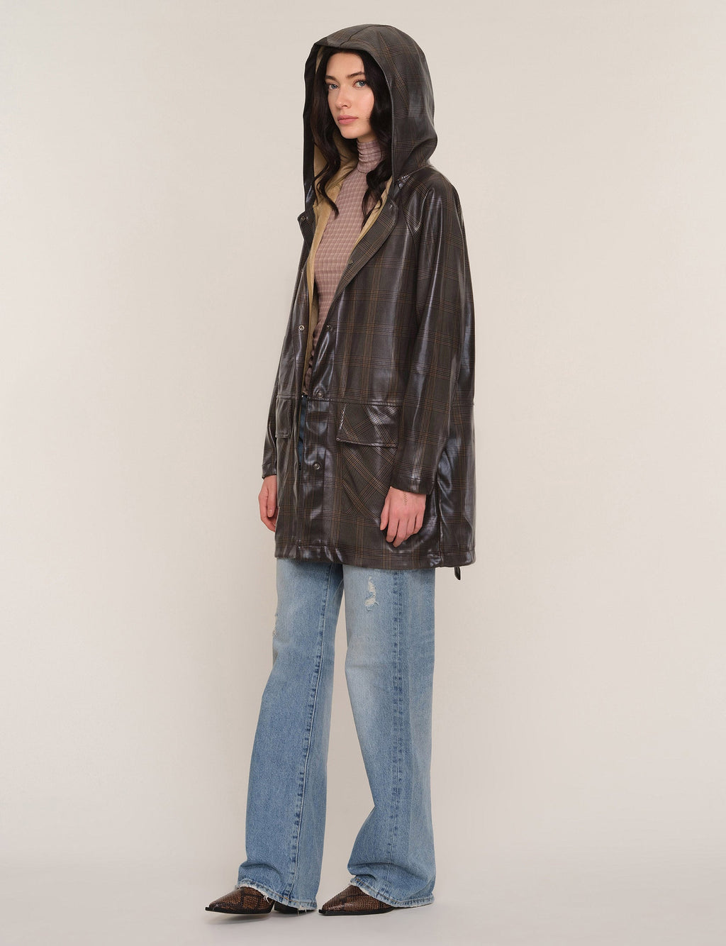 sergi raincoat