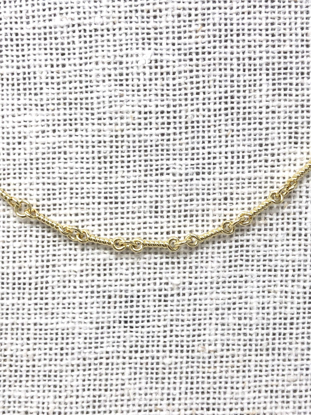 delicate chain necklace
