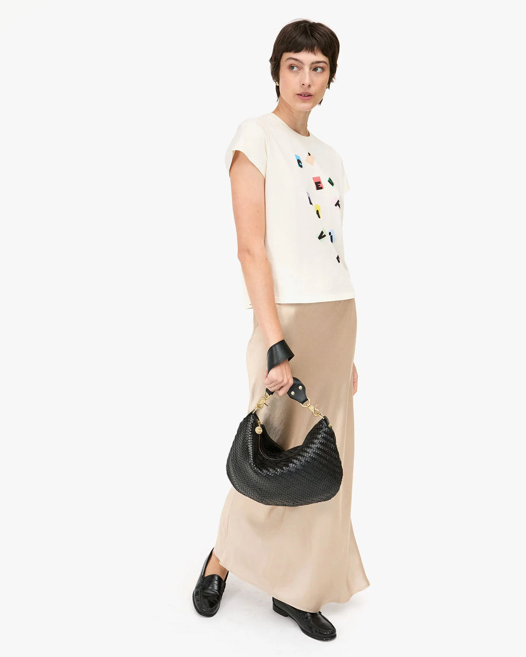 moyen messenger in black woven zig zag