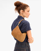 petite moyen in caramel whipstitch