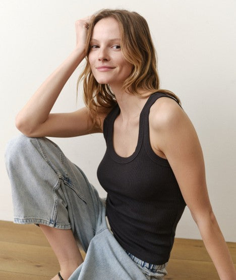 lexi rib sun-in tank in faded black