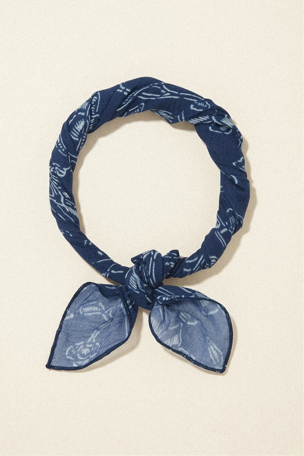 allan scarf in sakura indigo