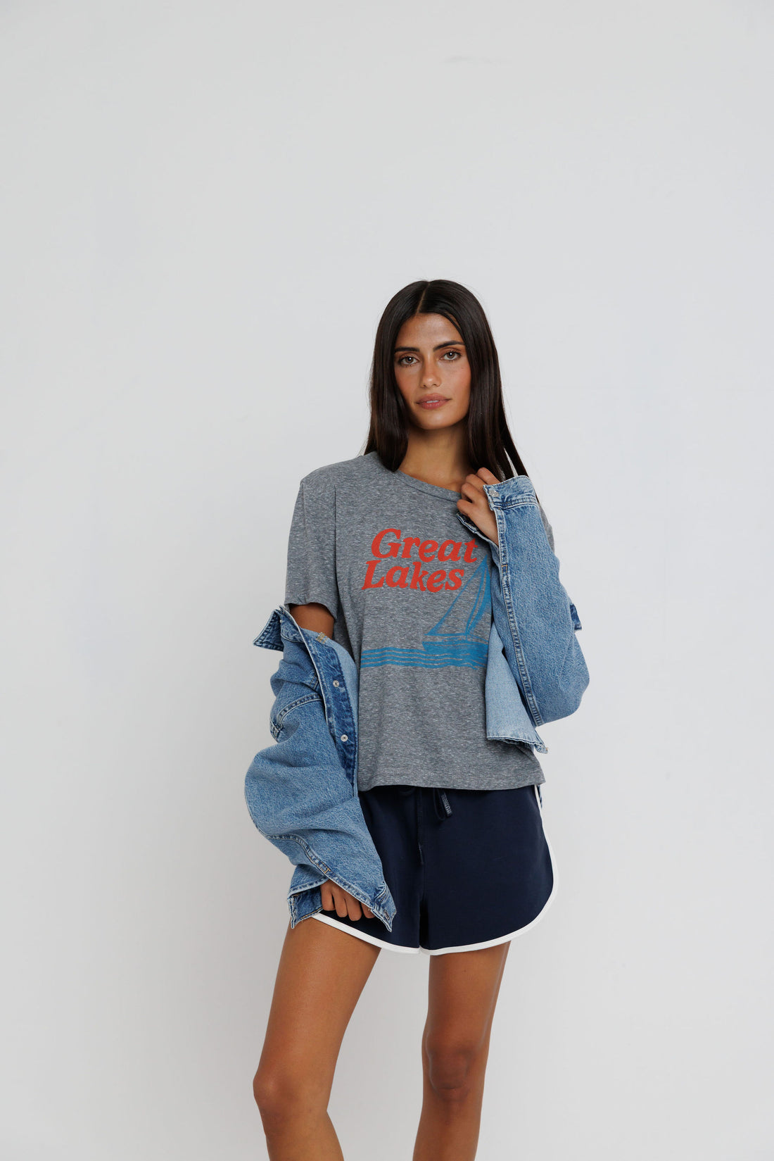 great lakes sailboat everyday tee