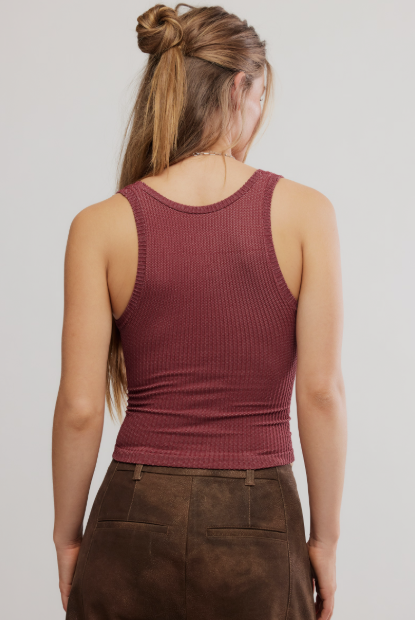 clean slate seamless tank in pomegranate