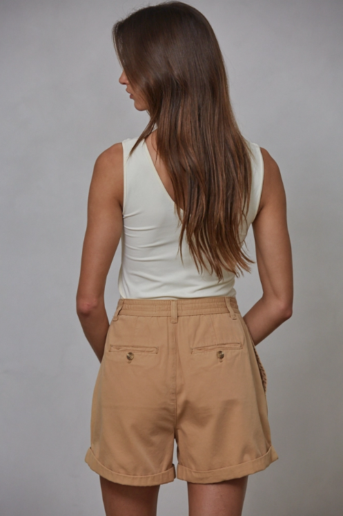 seamless reverse u-neck tank