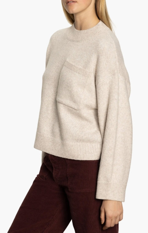 one pocket crew sweater in heather pearl
