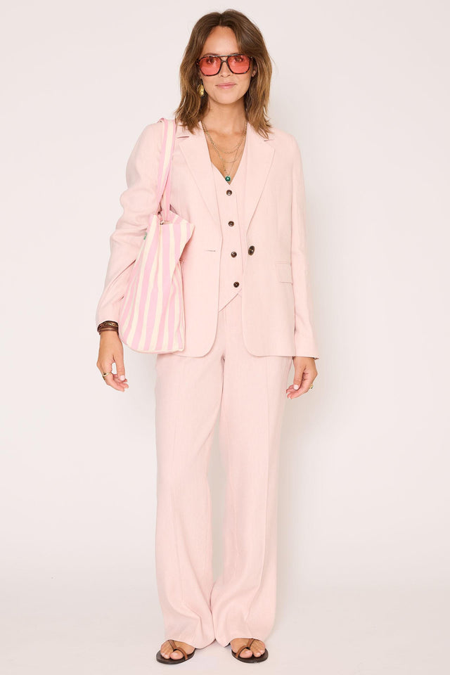 vibia in blush