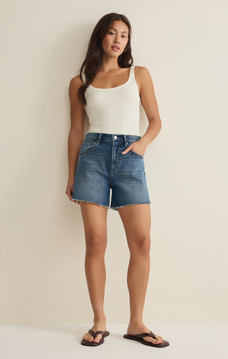 jonah mid rise denim short in lisbon
