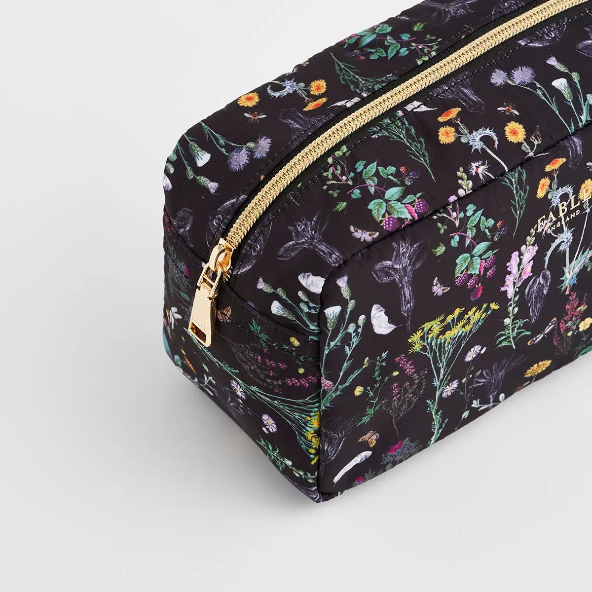 wilderness black cosmetic pouch