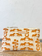 the laura pouch