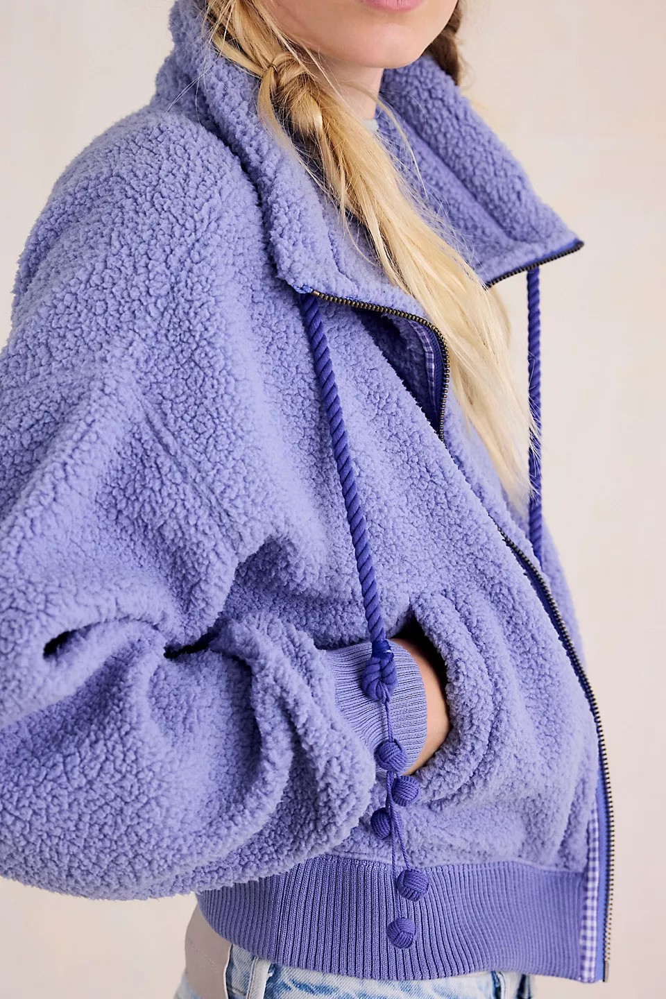 alpine sherpa jacket in peri