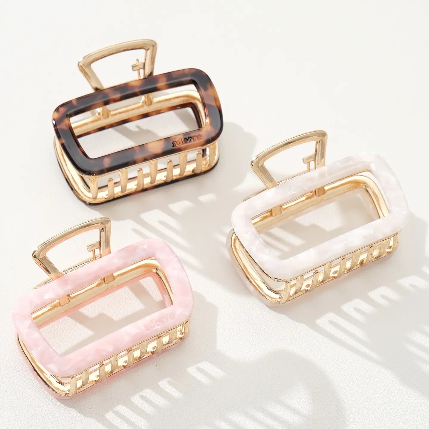 harlow - medium rectangular claw clip