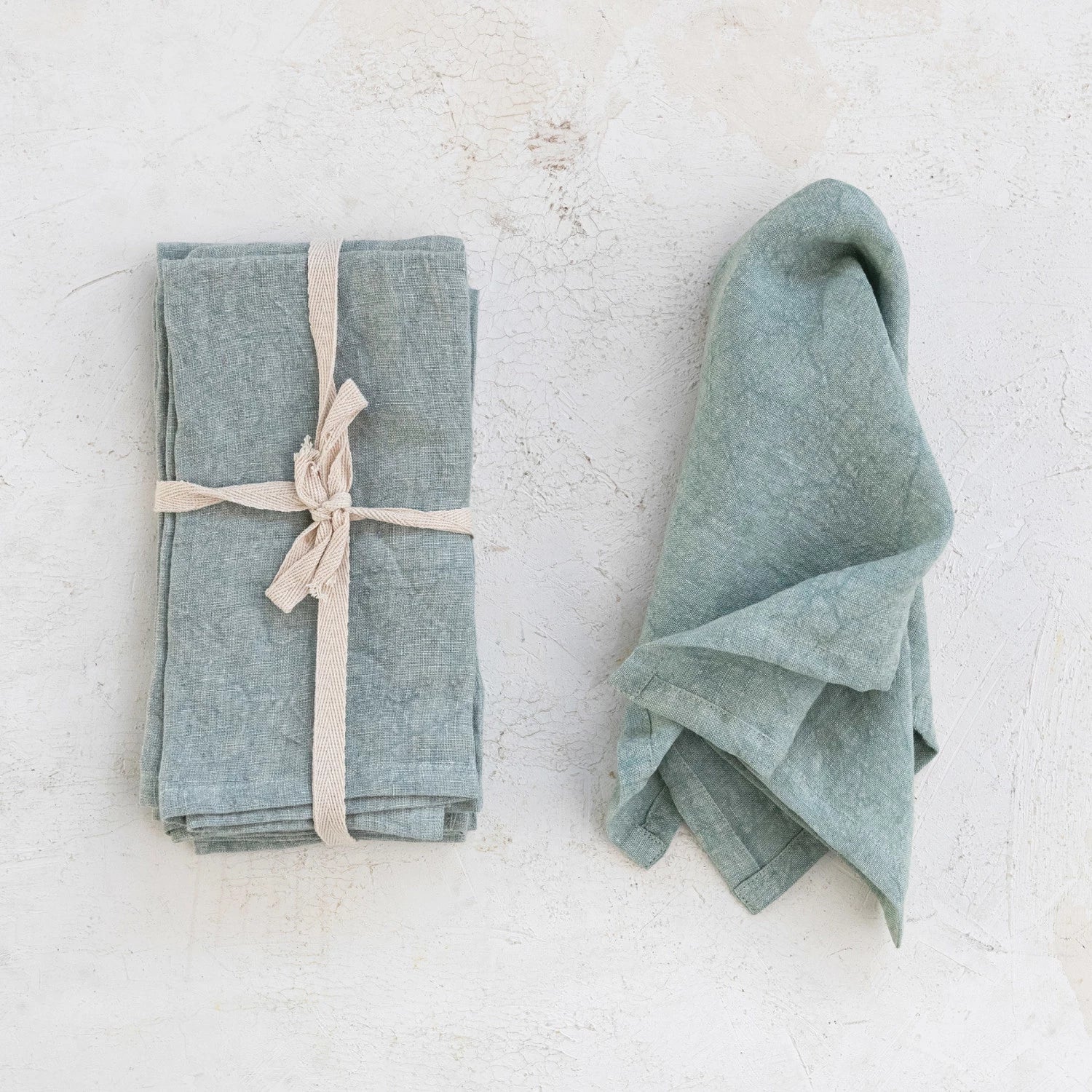 18" square linen napkins in mint blue