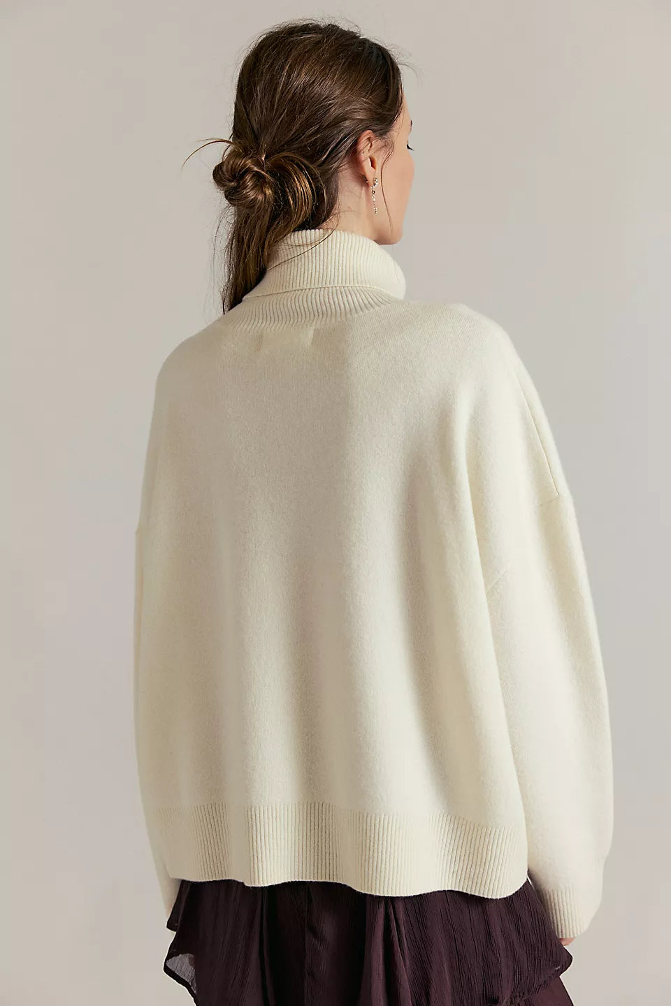 sigma turtleneck in coconut milk