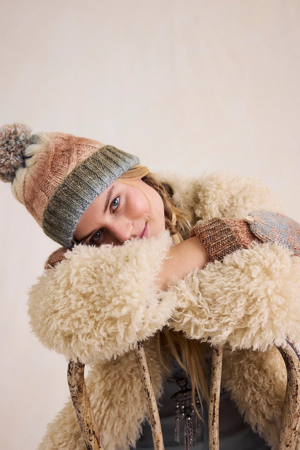 rainbow run hat + glove set