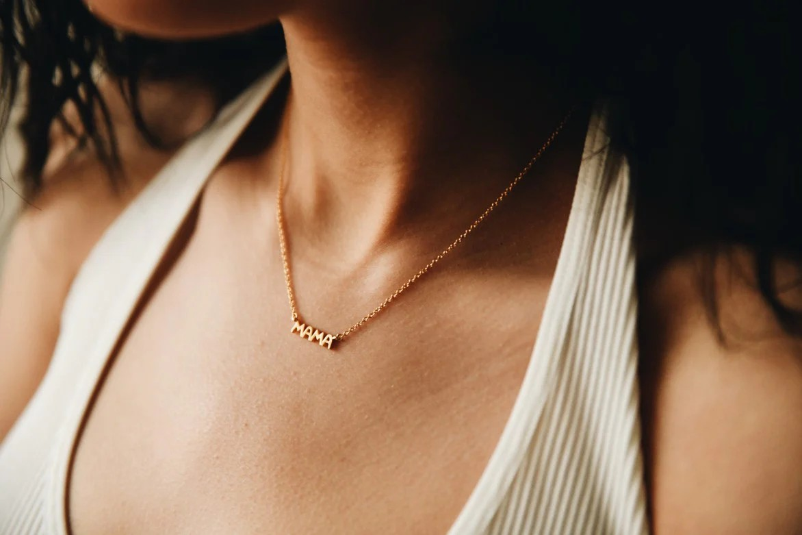mama necklace in gold vermeil