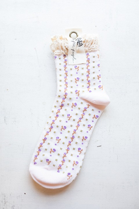 rosebud waffle knit ankle sock in heavenly pink