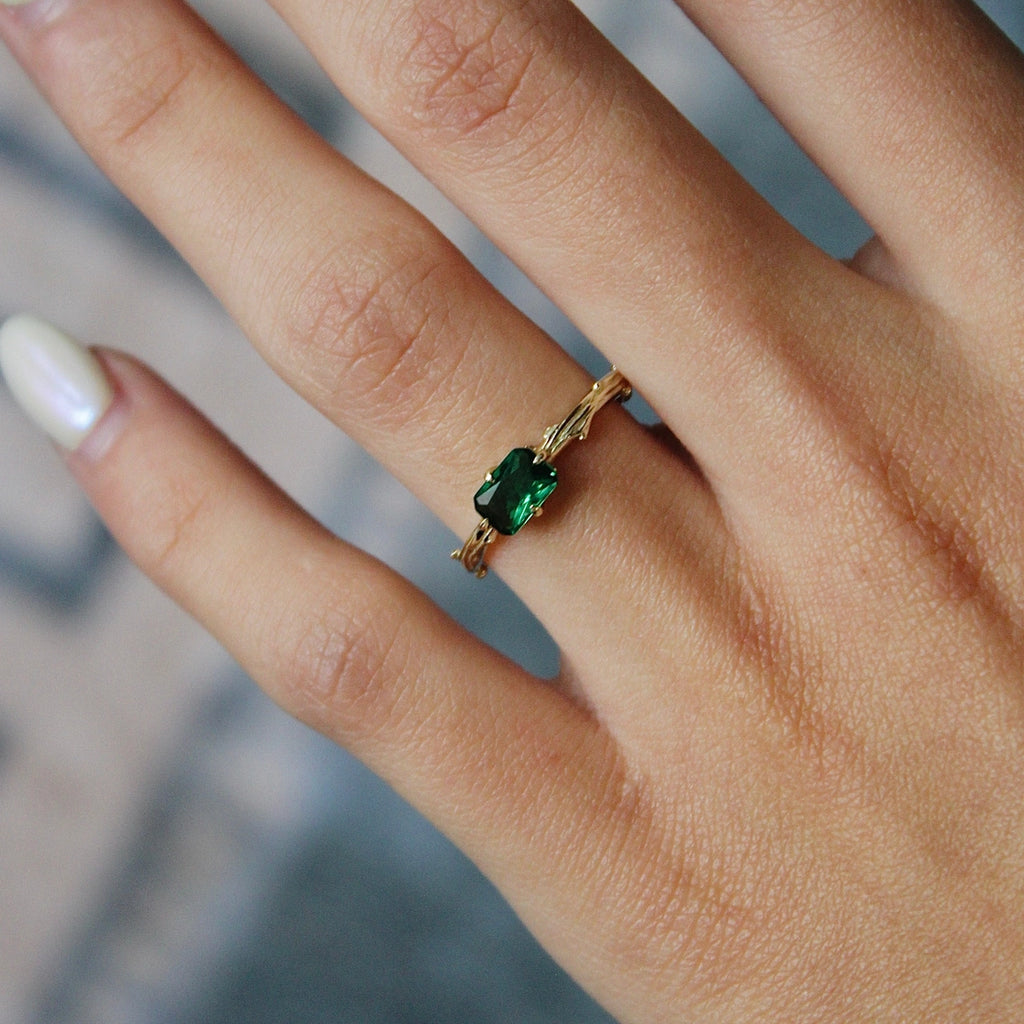 emerald bark ring