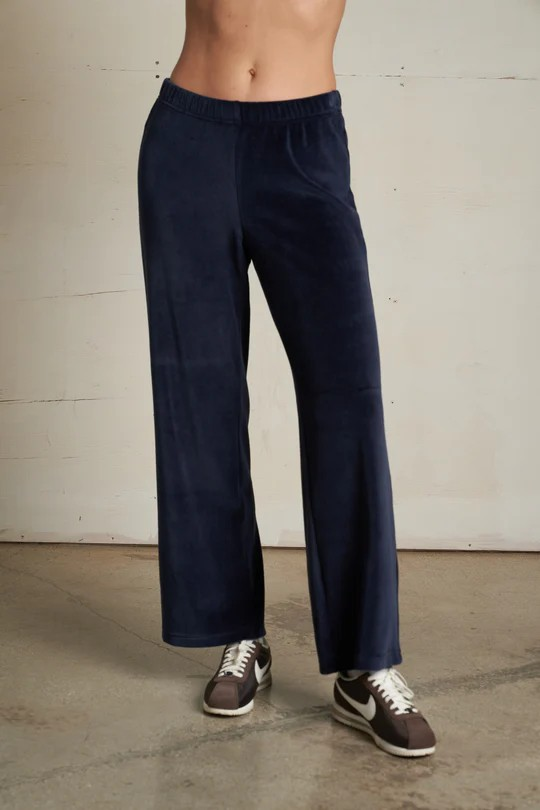 alex velour pant in navy