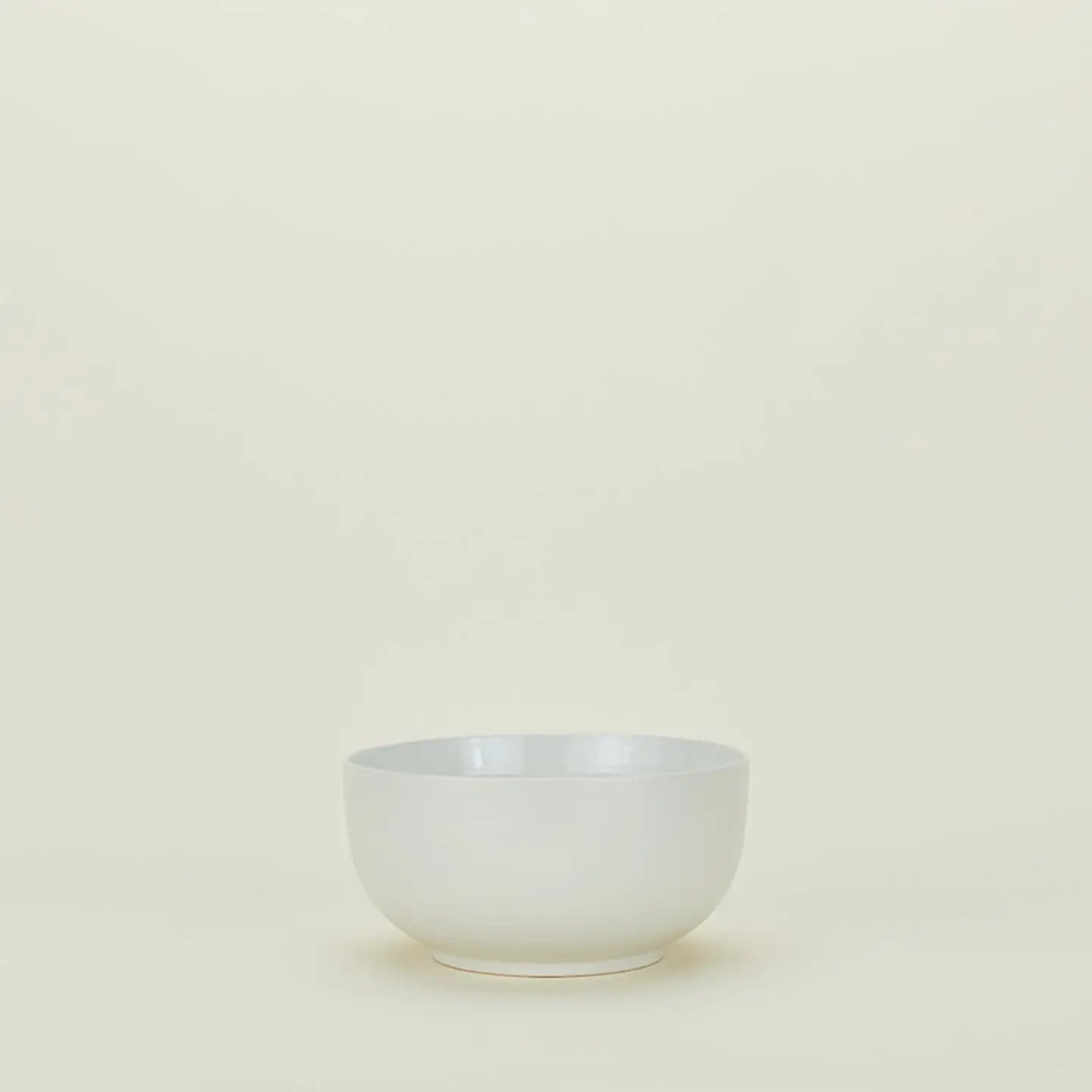 esssential serving bowl in bone