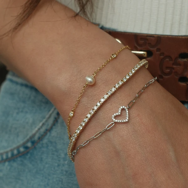 bea heart bracelet - gold