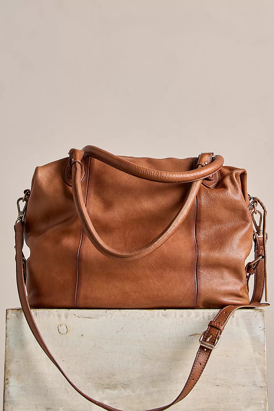 emerson tote bag in saddle