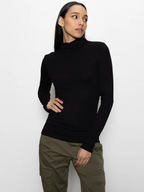 essential turtleneck in black