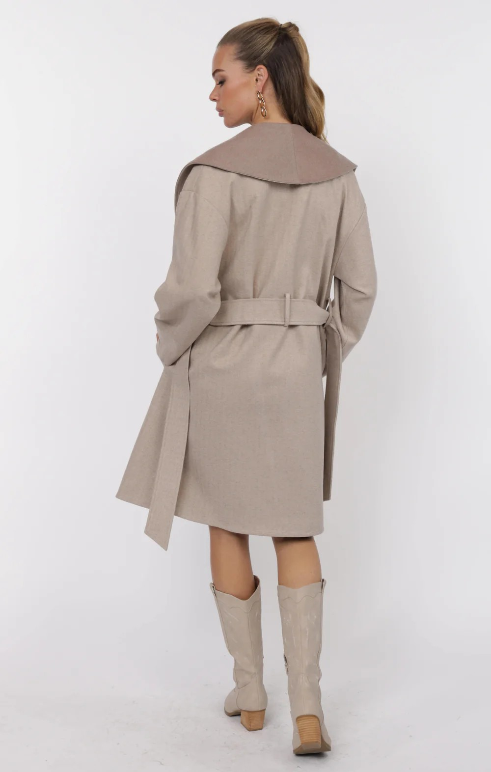 edith contrast collar coat