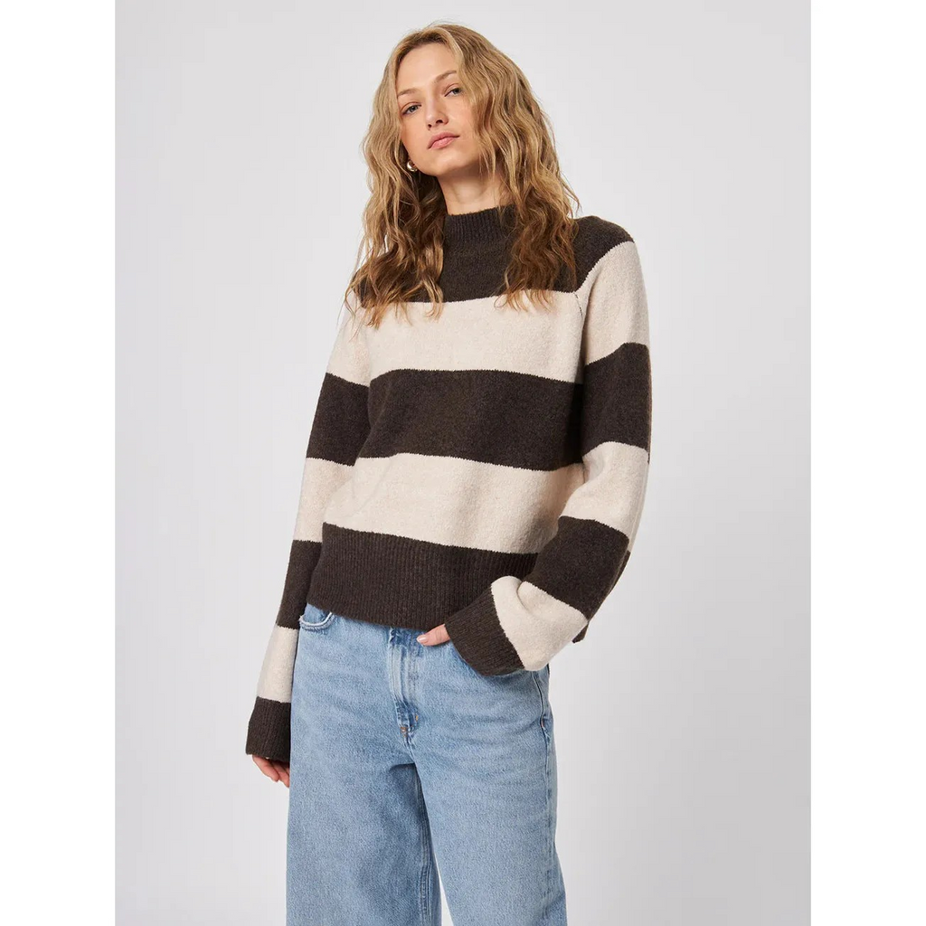 edison pullover in iced mocha