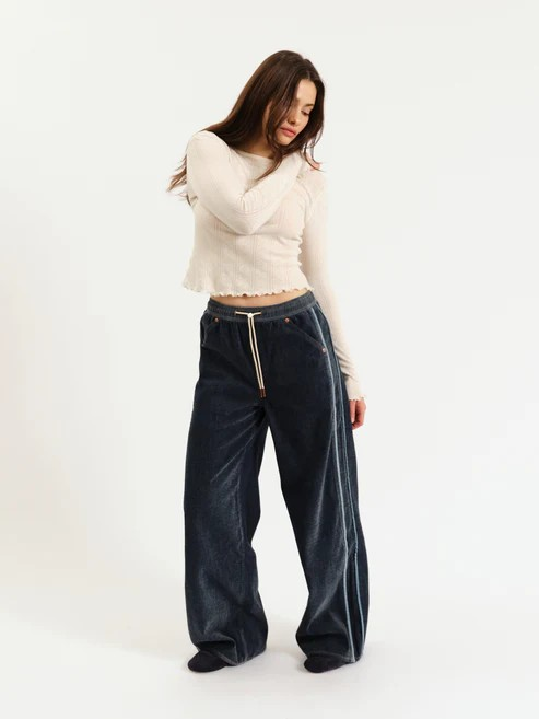 the cozy jean wide leg pull-on